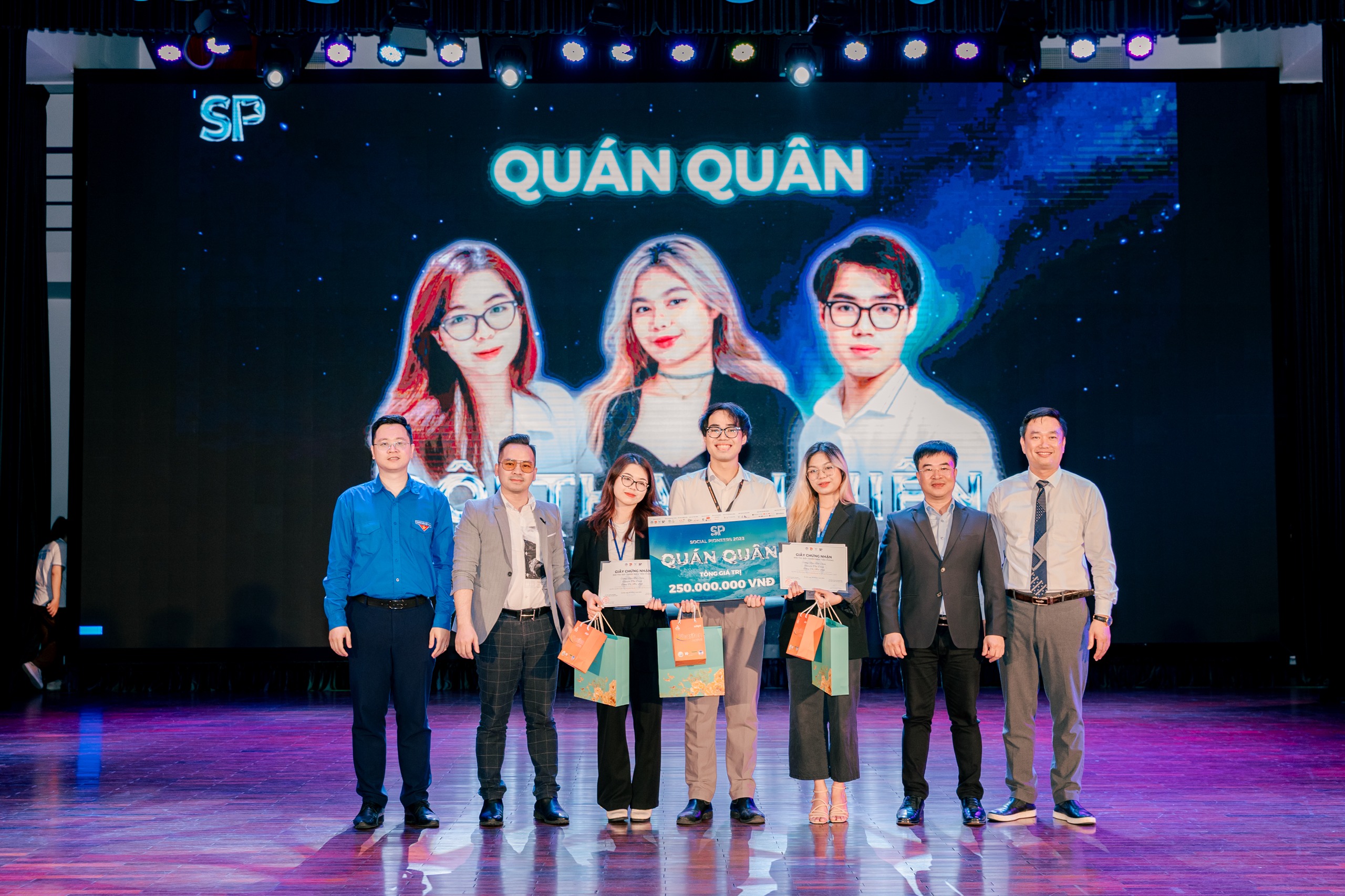 Đội Thanh Niên Tiền Phong xuất sắc giành được ngôi vịQuán quân Cuộc thi Social Pioneers 2023